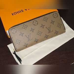 Reverse Clemence Wallet